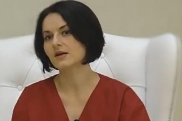 Sidonia Susanu, medicul care face eforturi supraomeneşti pentru a salva vieţi